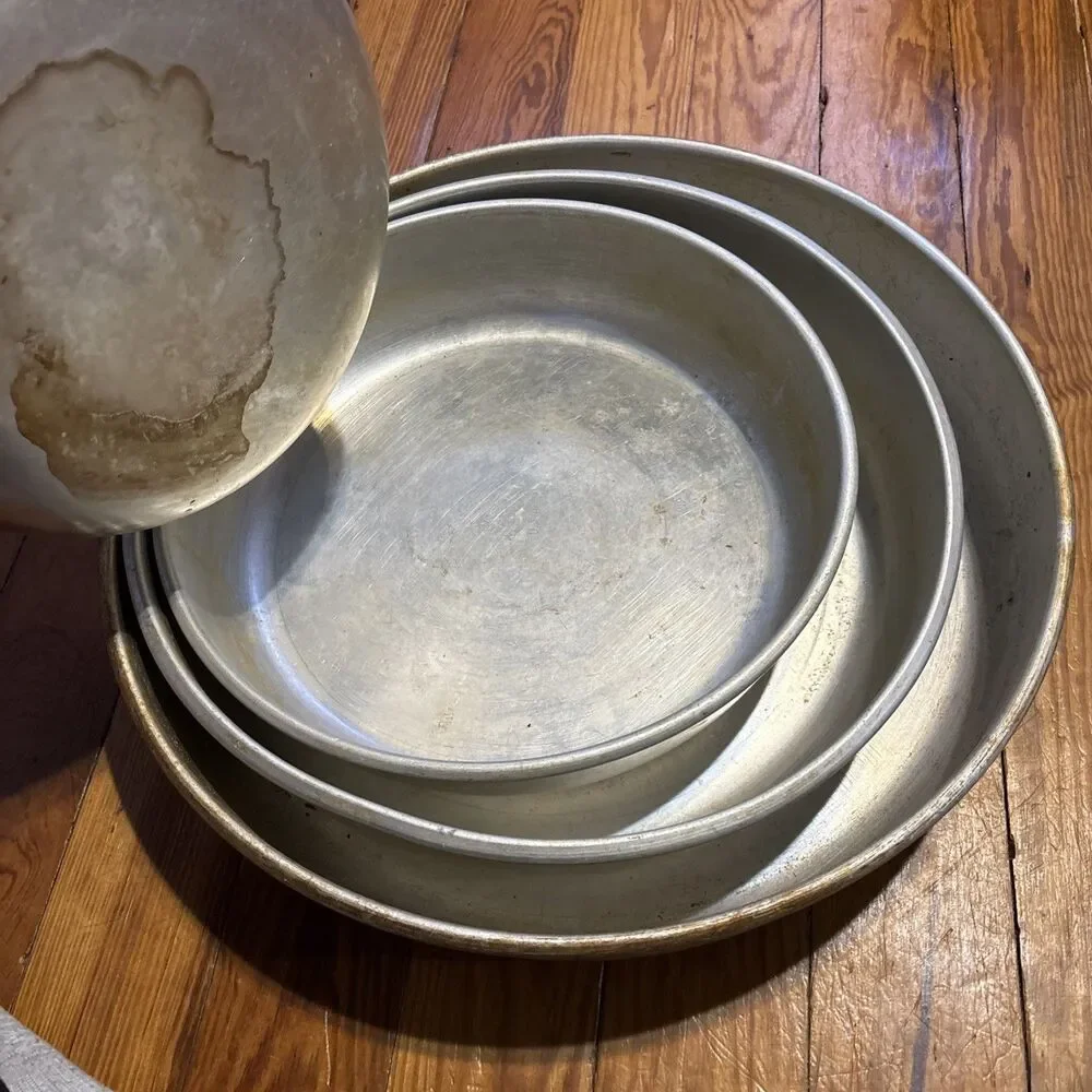 Bakermate Cake Pans Set Of Seven, 16,14,12,10,9, 8,6, Inches Round